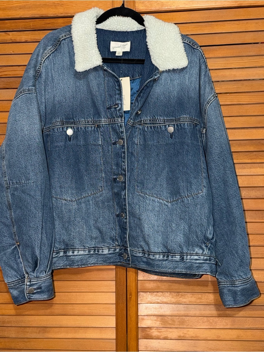 is a Universal Thread Women's Bubble Denim Jacket